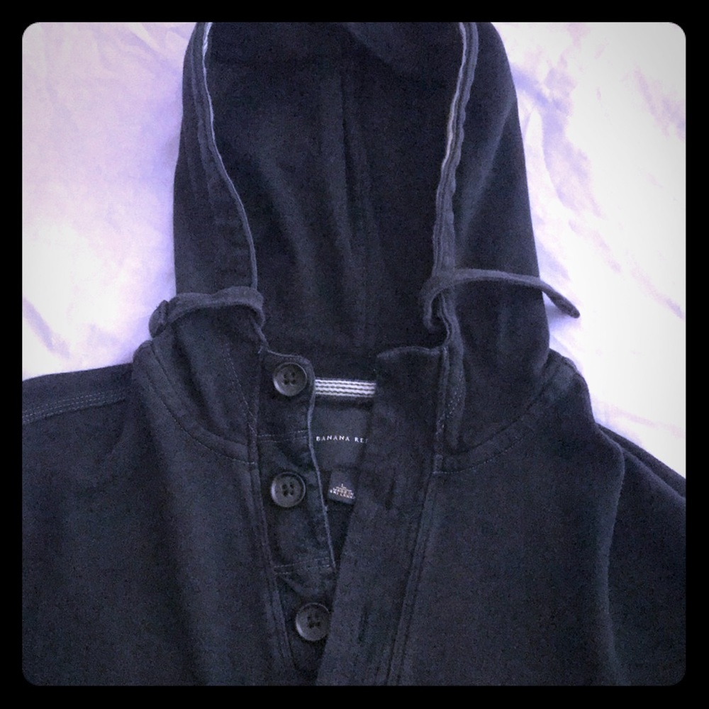 Men’s pullover hoodie